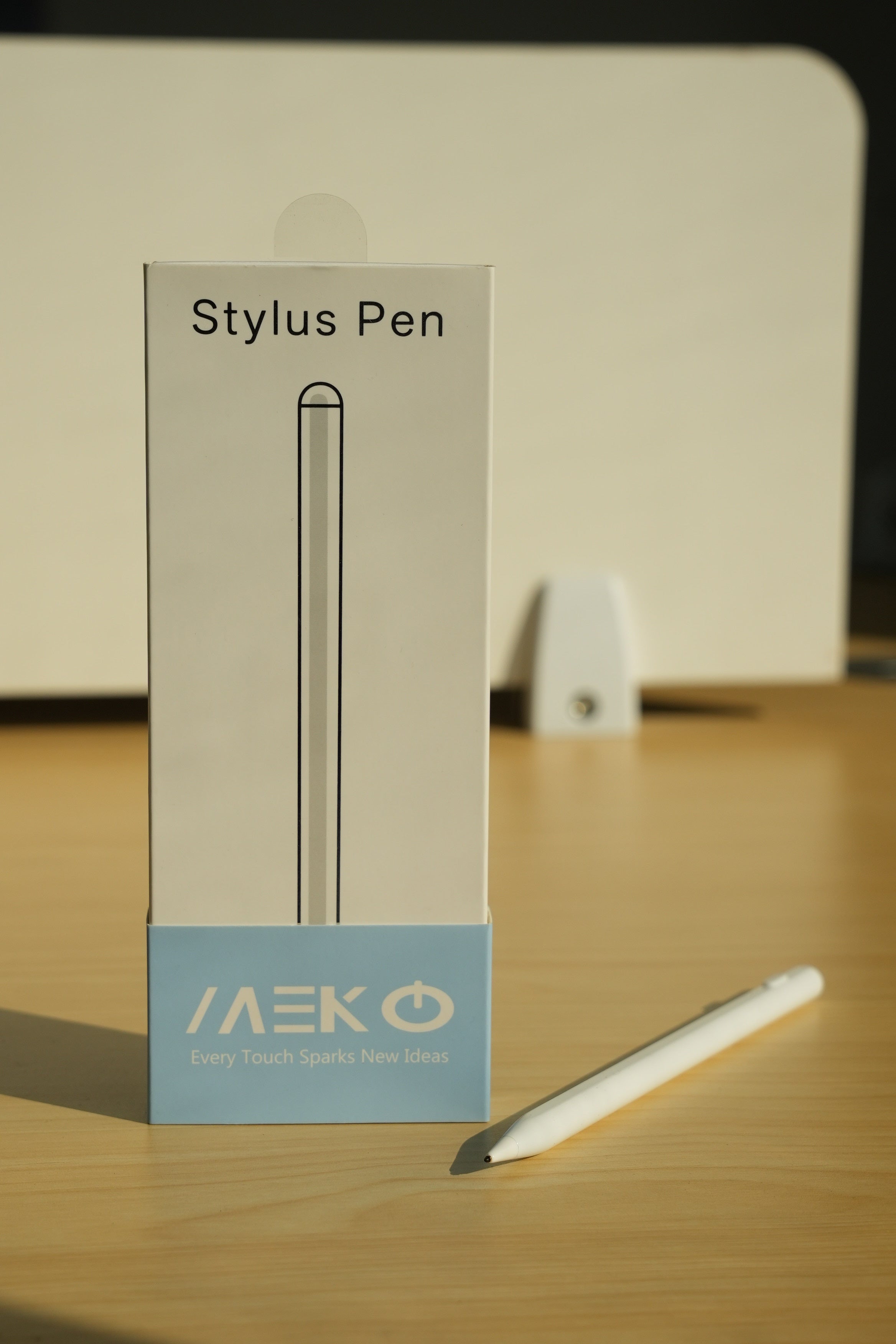 Ultra-Quiet Stylus Pens for Office and Classroom Environments